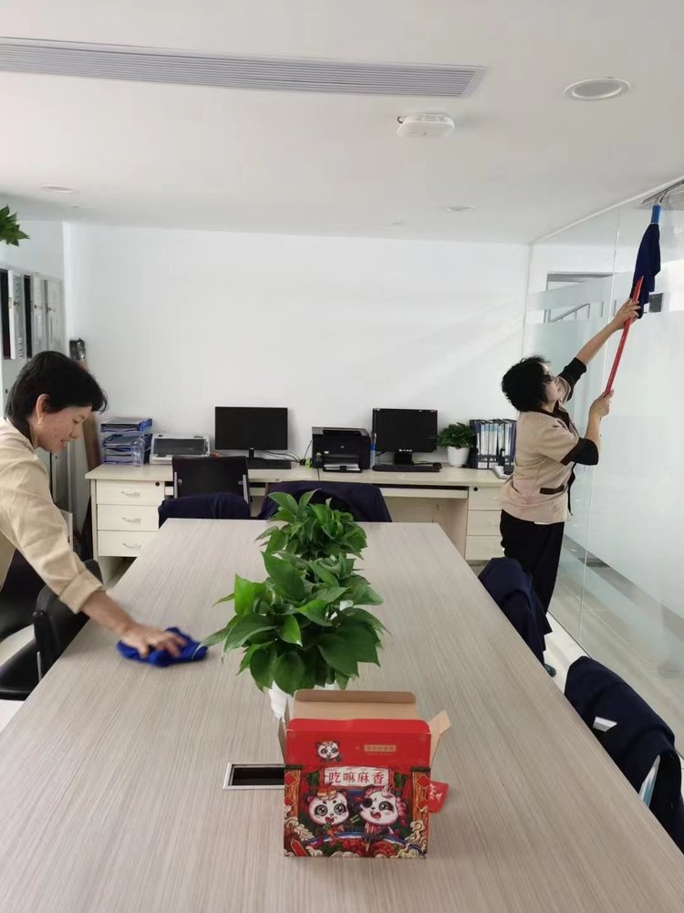 清洁的力量：探索保洁服务行业的最新趋势